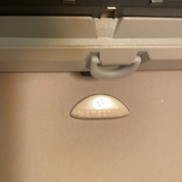 Samsonite Travel case circa 1999 - Picture 8 of 13